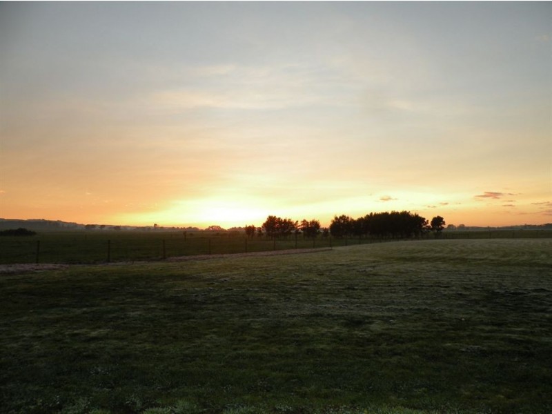 51 McCraws Road, Wattle Bank VIC 3995