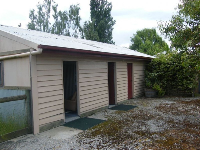325 Mirboo South Road, Mirboo VIC 3871