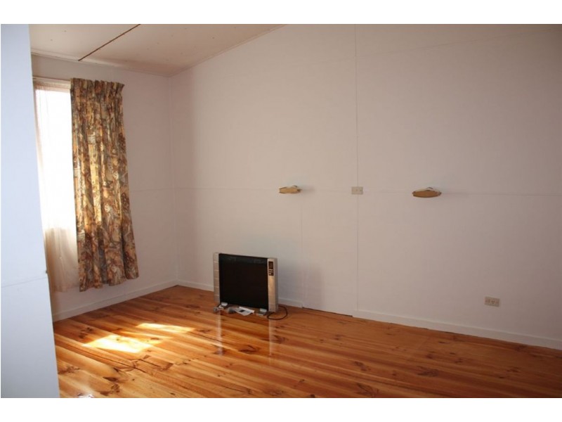 6 Kathryn Close, Inverloch VIC 3996