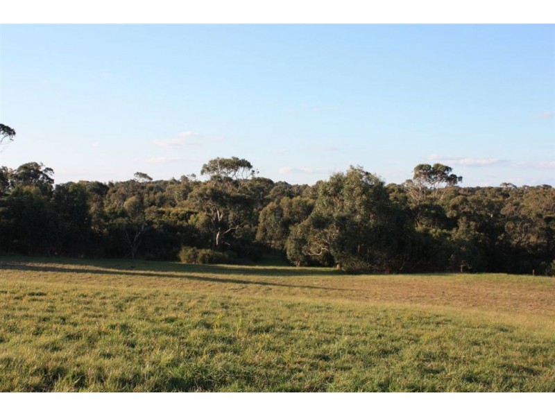 Lot 8 Albert Ruttle Drive, Inverloch VIC 3996