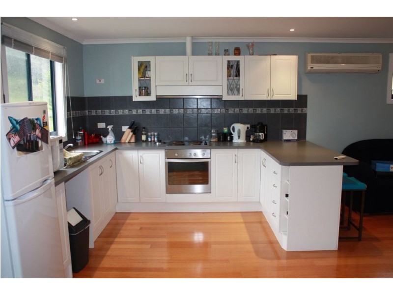 10 Crichton Crescent, Venus Bay VIC 3956