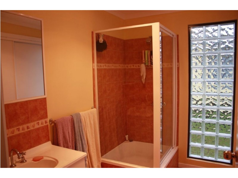 10 Crichton Crescent, Venus Bay VIC 3956