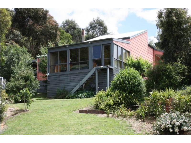 300 Ameys Track, Foster VIC 3960