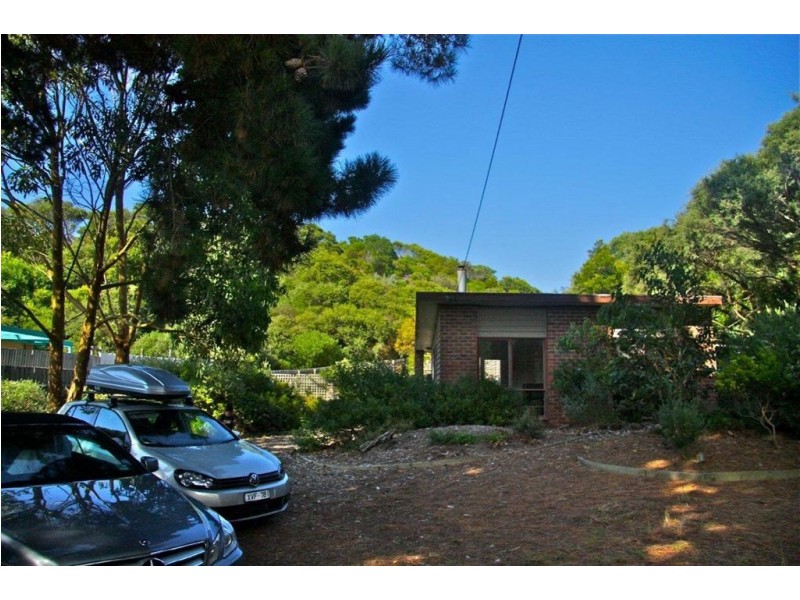 4 Graeme Grove, Sandy Point VIC 3959