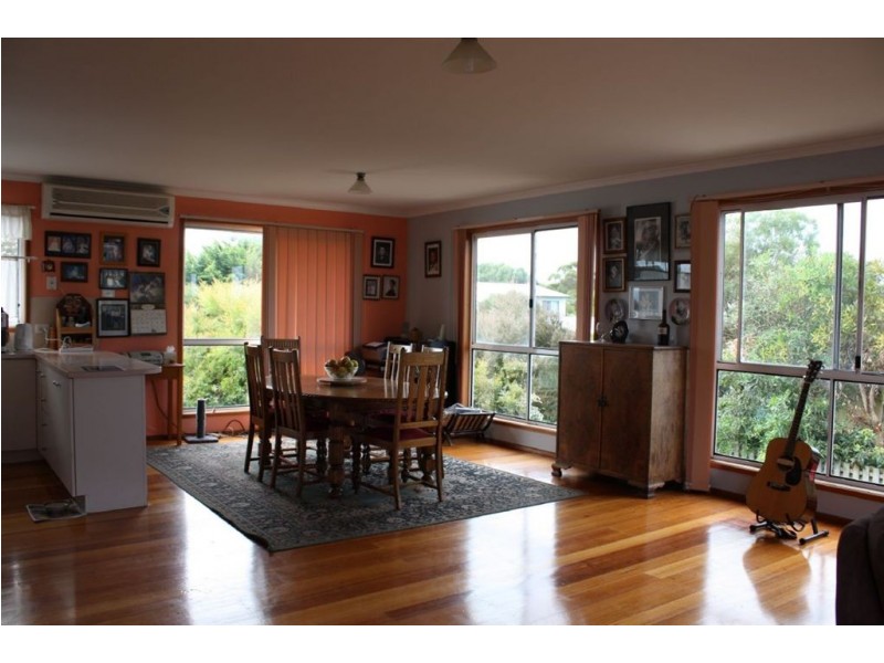 81 Toorak Road, Inverloch VIC 3996