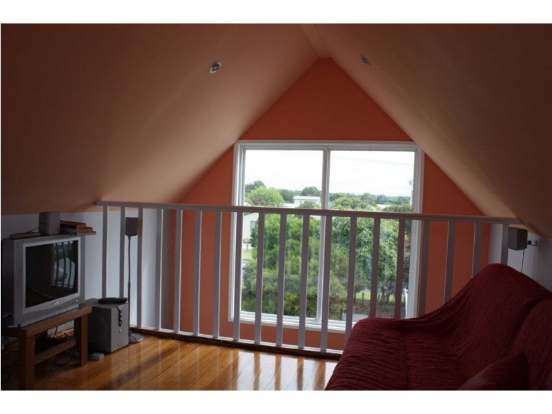 81 Toorak Road, Inverloch VIC 3996