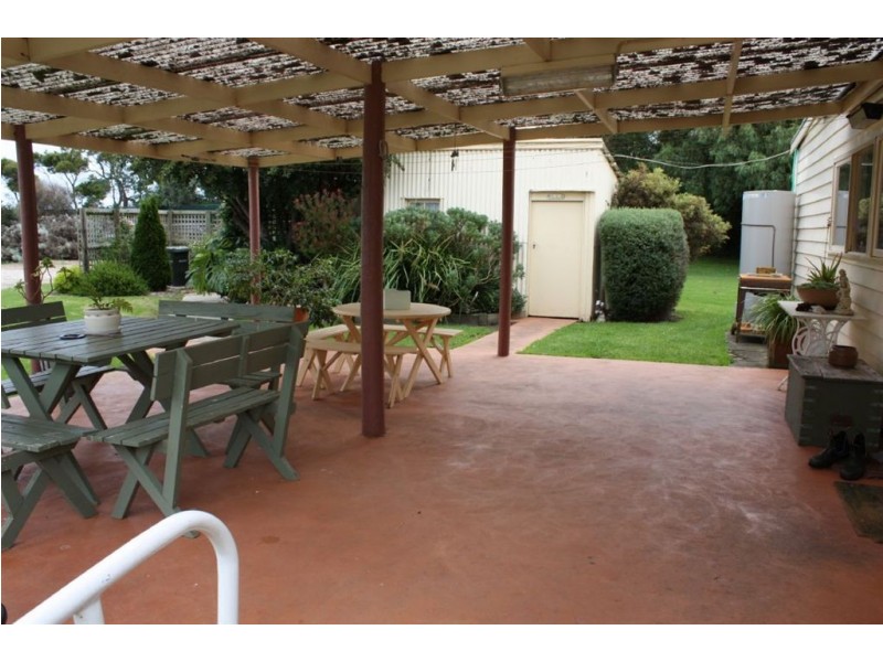 4-8 Main Street, Welshpool VIC 3966