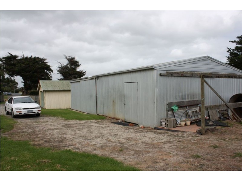 4-8 Main Street, Welshpool VIC 3966