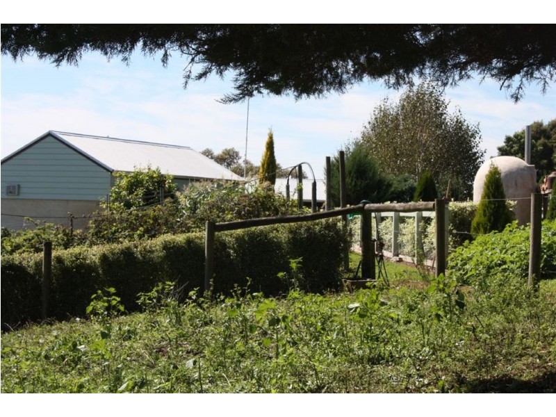 505 One chain road, Kardella VIC 3951