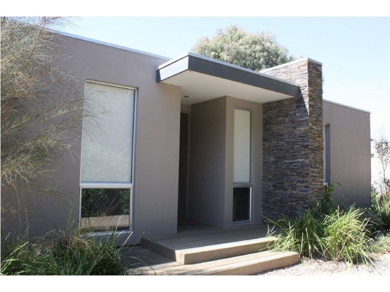 2/9 Park Street, Inverloch VIC 3996