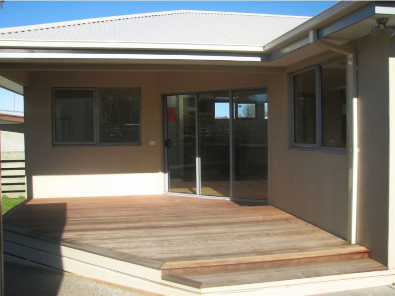 3 Garden Crescent, Inverloch VIC 3996
