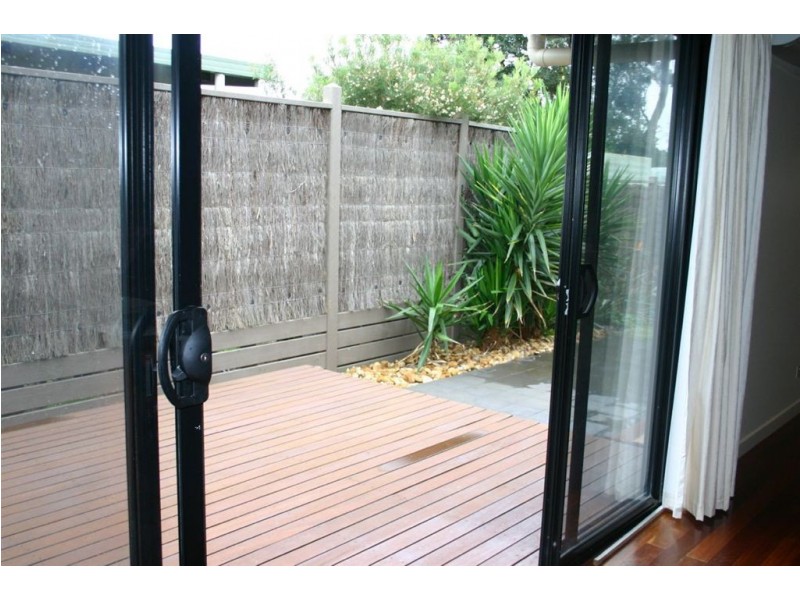 65 Beach Parade, Sandy Point VIC 3959