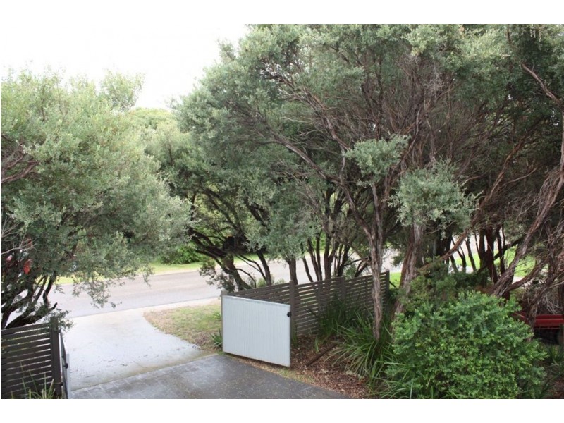 65 Beach Parade, Sandy Point VIC 3959
