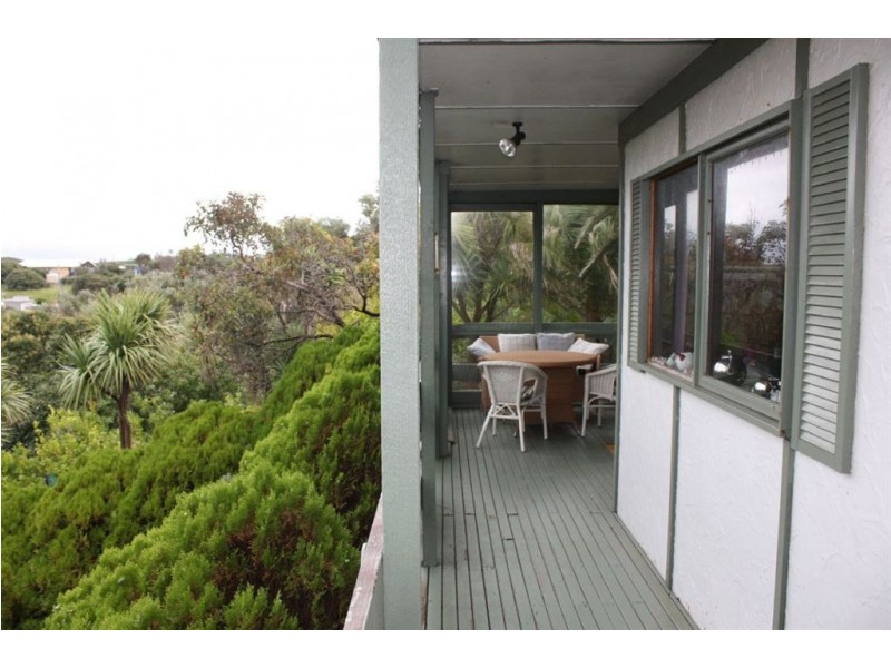 7-9 St Ives Crescent, Venus Bay VIC 3956