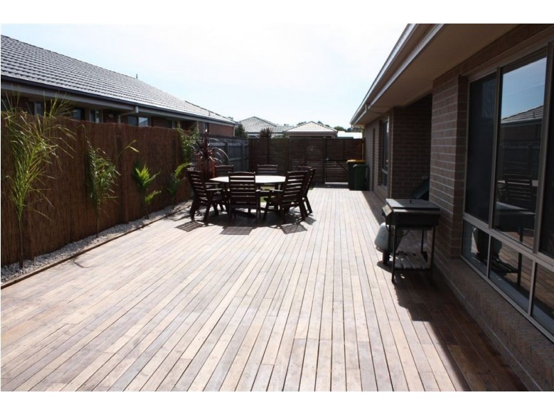 18 Royal Parade, Inverloch VIC 3996