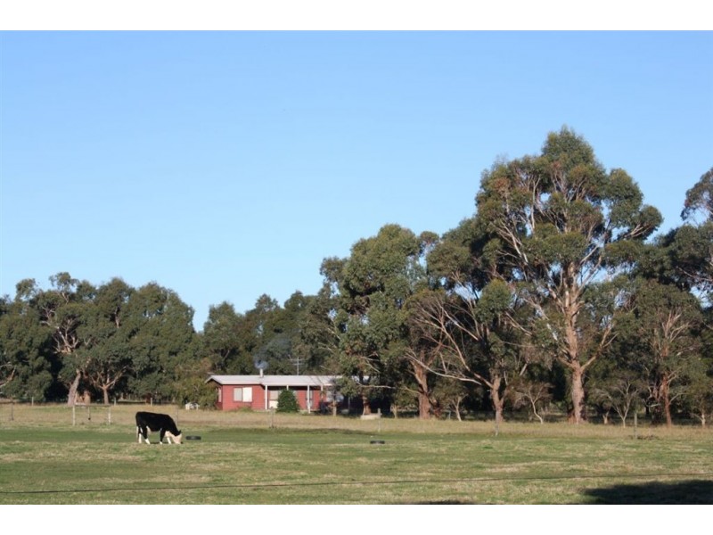 25 Pennell Court, Inverloch VIC 3996