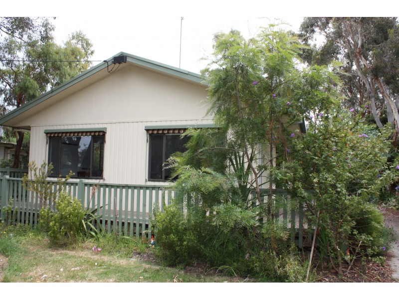 13 Florida Avenue, Inverloch VIC 3996