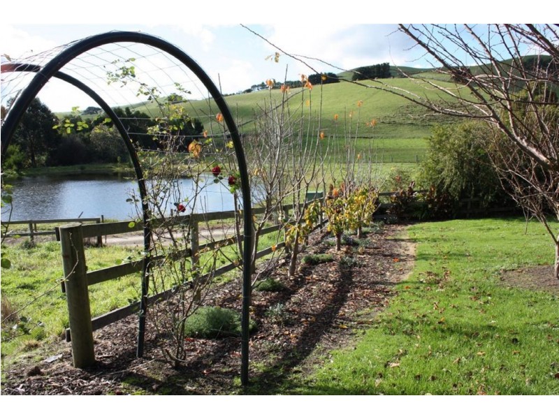 31 Collins Road, Woodleigh VIC 3945