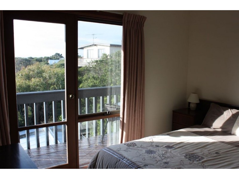 43 Ocean View Parade, Sandy Point VIC 3959