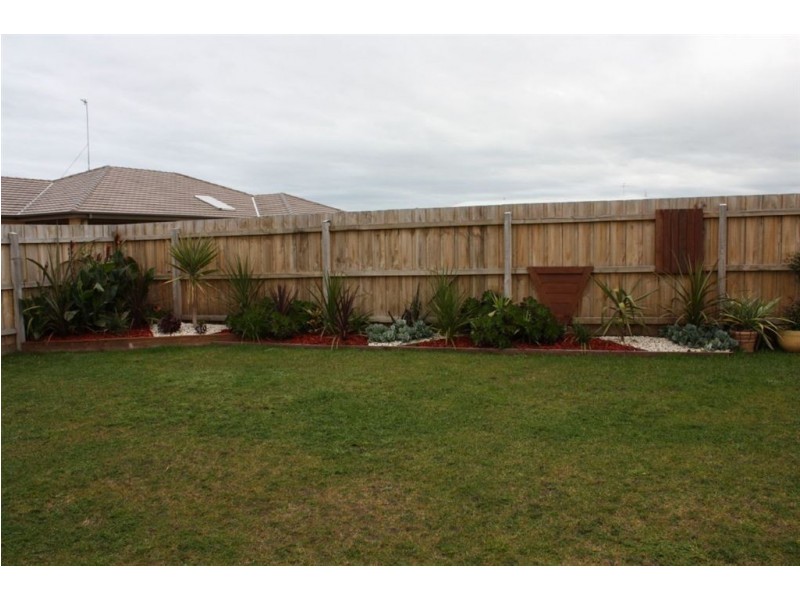 7 Honeyeater Circuit, Inverloch VIC 3996