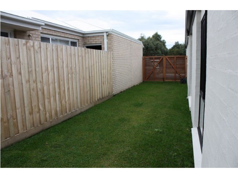 7 Honeyeater Circuit, Inverloch VIC 3996