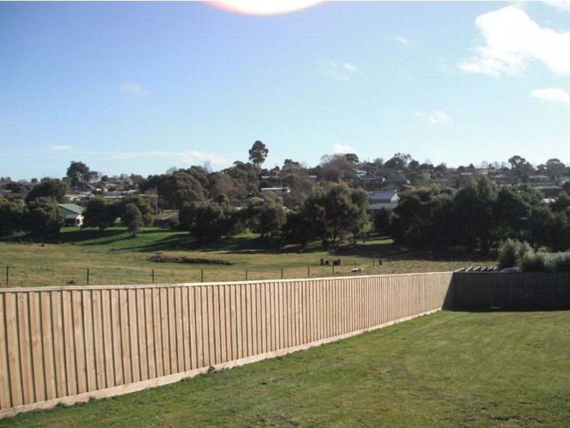 3/3 Cambridge Court, Leongatha VIC 3953
