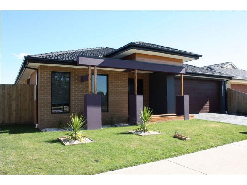 65 Ullathornes Road, Inverloch VIC 3996