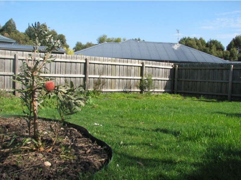 11/99-107 Cashin Street, Inverloch VIC 3996