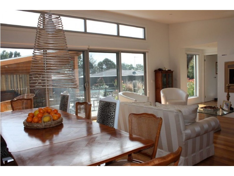 2 Messmate Terrace, Inverloch VIC 3996