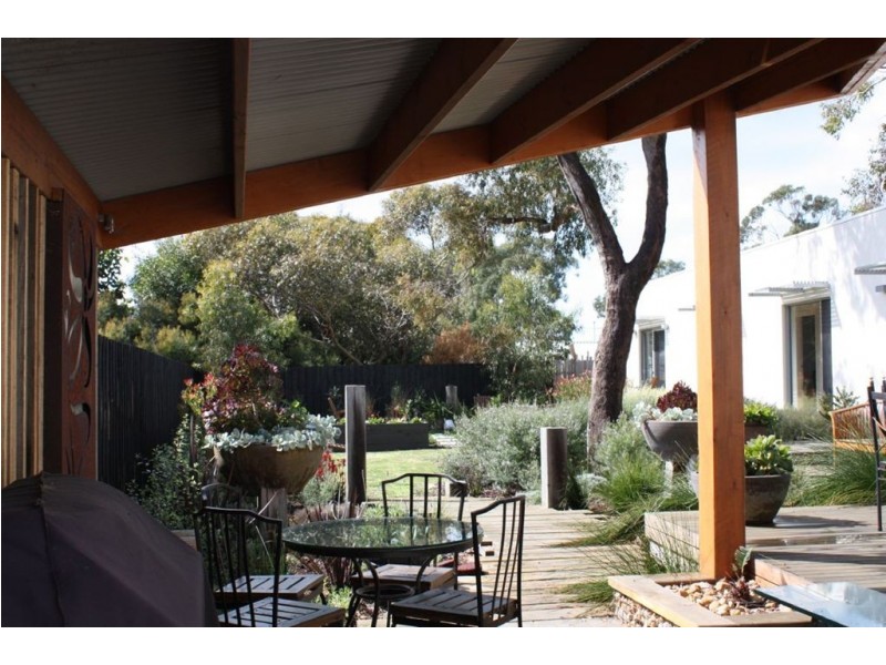 2 Messmate Terrace, Inverloch VIC 3996