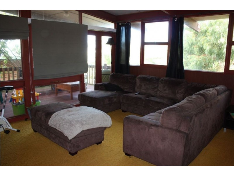 6 Kathryn Close, Inverloch VIC 3996