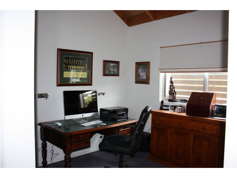 37 McIndoe Street, Venus Bay VIC 3956