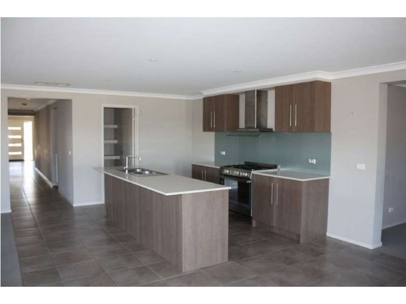 38 Tamara Crescent, Inverloch VIC 3996