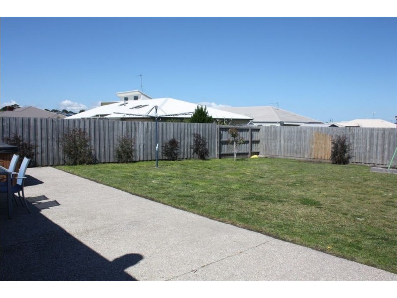 38 Tamara Crescent, Inverloch VIC 3996