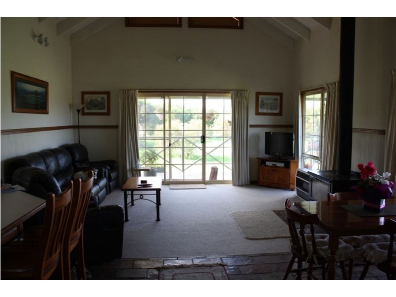 621 Inverloch  Venus Bay Road, Inverloch VIC 3996