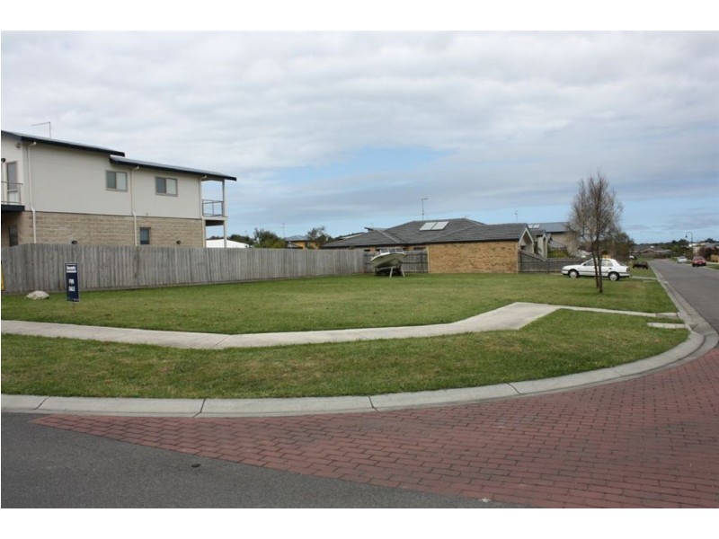 44 Tamara Crescent, Inverloch VIC 3996