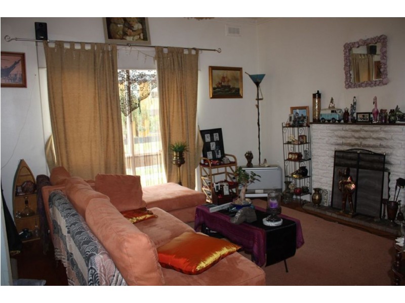 71 Bayview Avenue, Inverloch VIC 3996