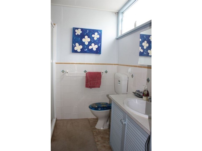 71 Bayview Avenue, Inverloch VIC 3996