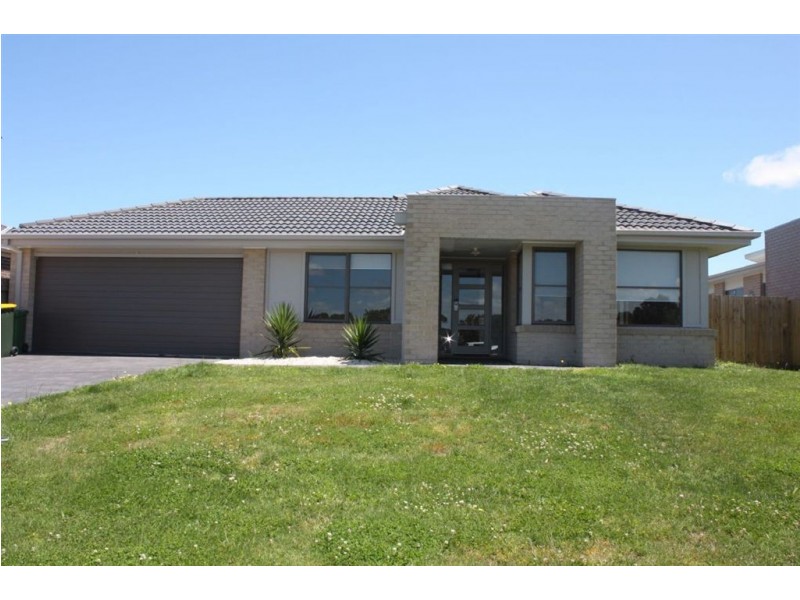 5 Oceanic Drive, Inverloch VIC 3996