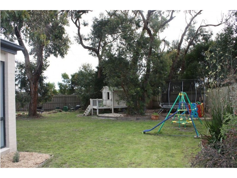 56 Woodland Heath Drive, Inverloch VIC 3996
