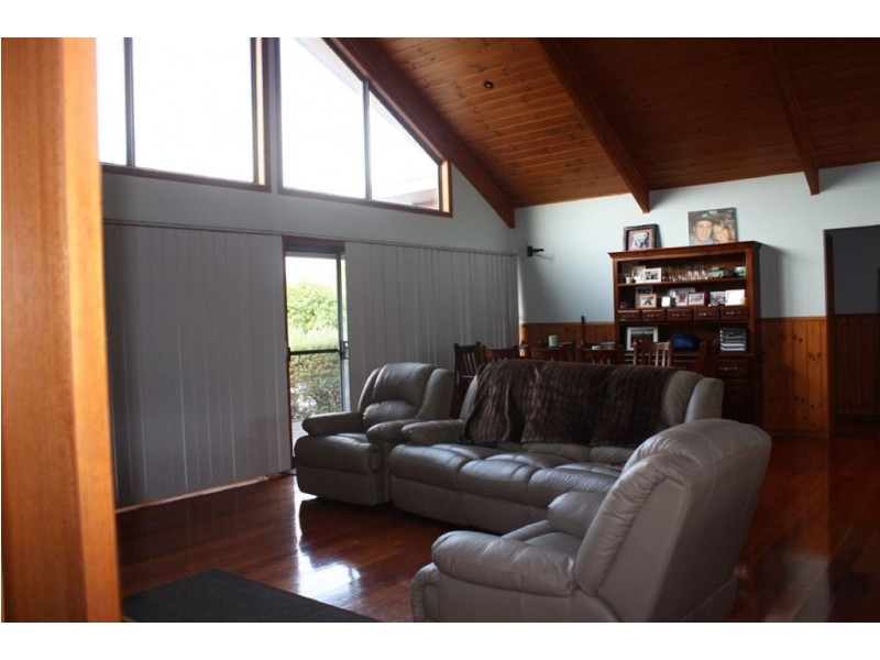 10 Ascot Place, Inverloch VIC 3996