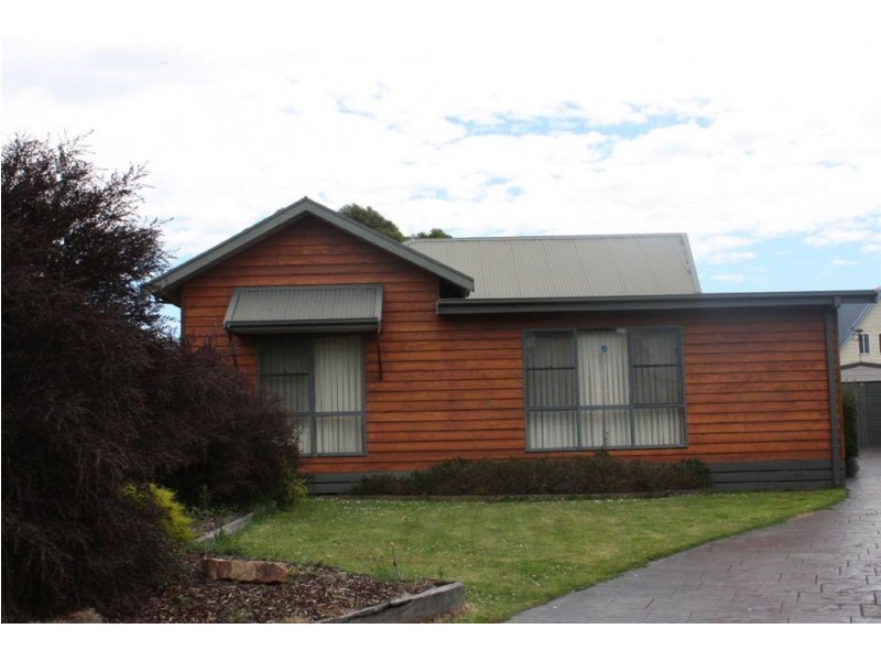 10 Ascot Place, Inverloch VIC 3996