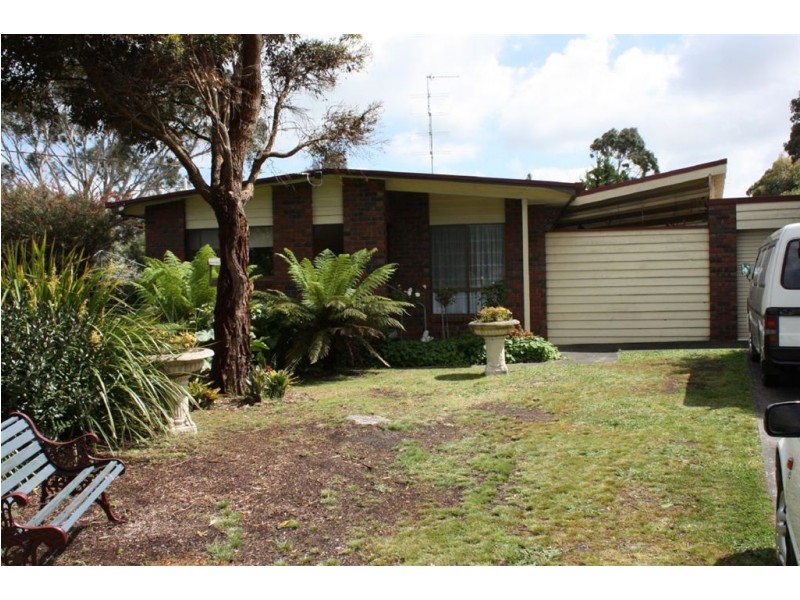 34 Park  Street, Inverloch VIC 3996