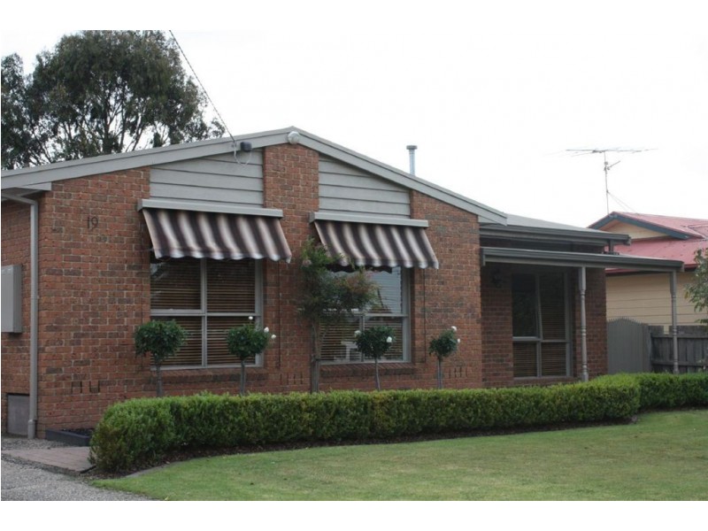 19 Marion Court, Inverloch VIC 3996