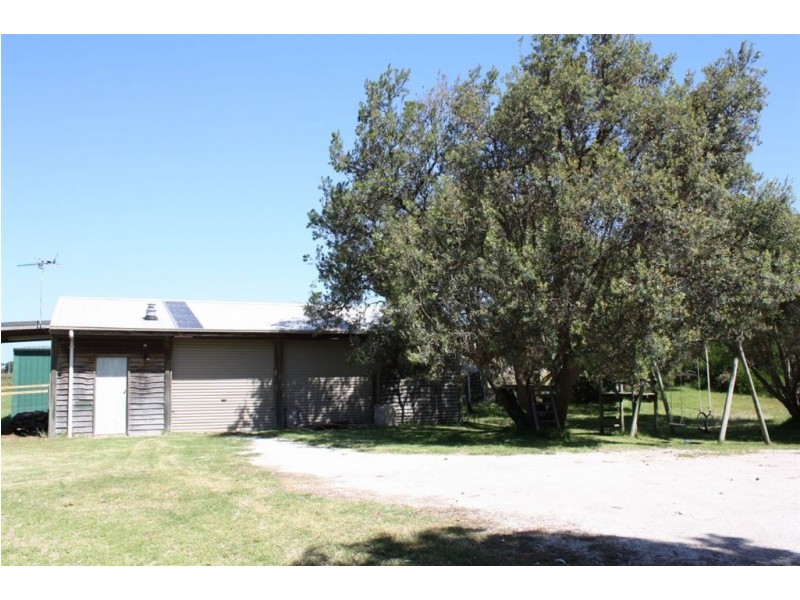 732-734 Lees Road, Venus Bay VIC 3956