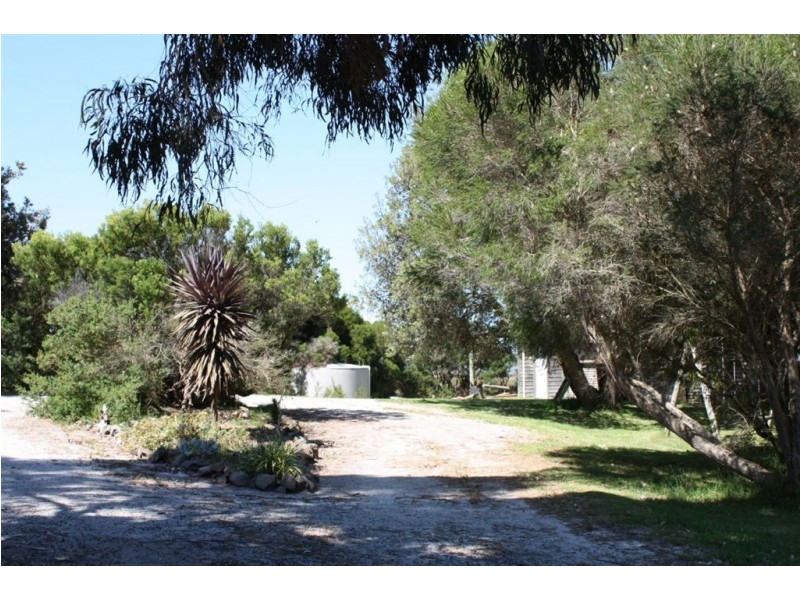 732-734 Lees Road, Venus Bay VIC 3956