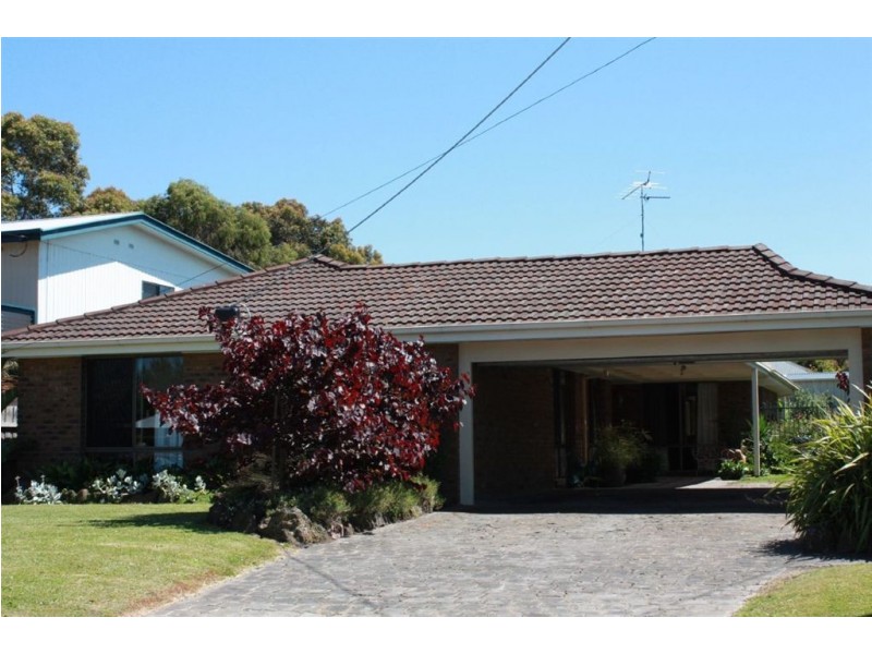 11 Kenneth Street, Inverloch VIC 3996
