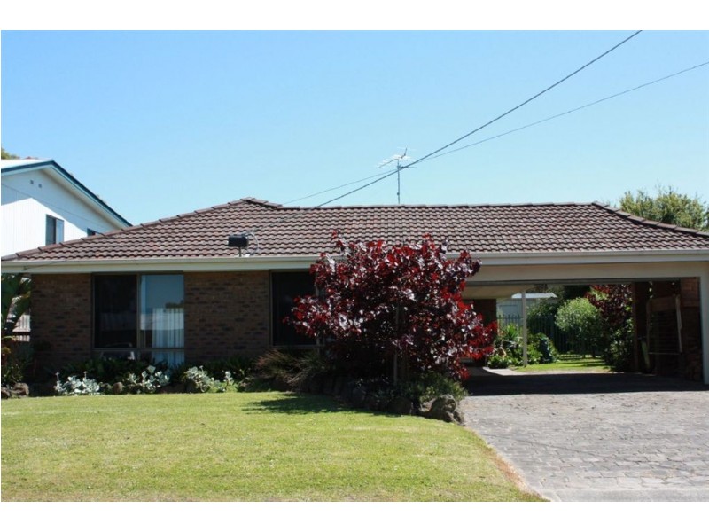 11 Kenneth Street, Inverloch VIC 3996