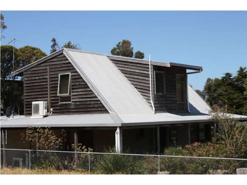 10 Jenkins Street, Venus Bay VIC 3956