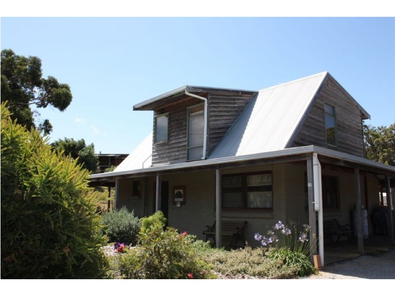 10 Jenkins Street, Venus Bay VIC 3956
